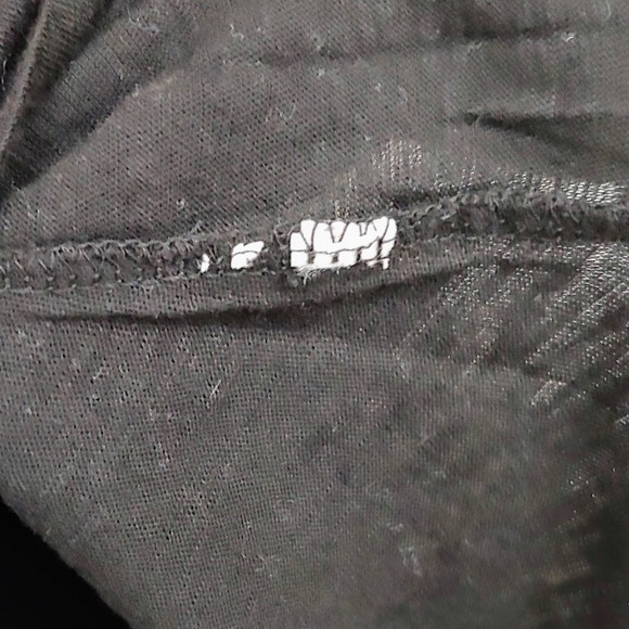 Left of Center | Scoop Neck Cutout Tee | M - Picture 6 of 6